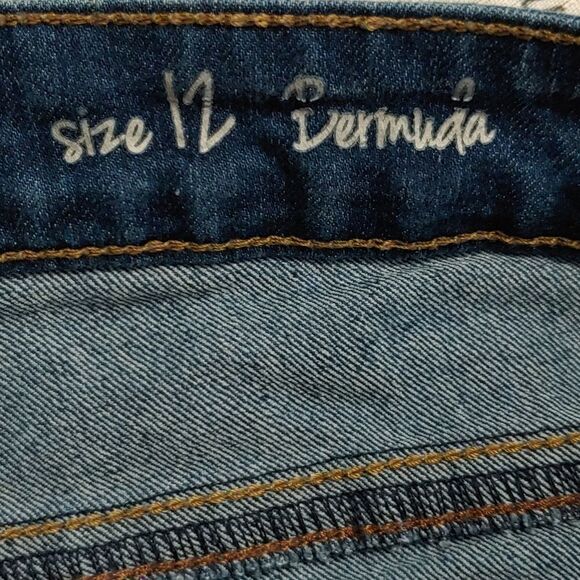 New Directions bermuda Weekend shorts Sz 12 - Picture 5 of 5